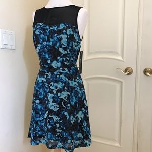 NWT Kenzie zip back dress